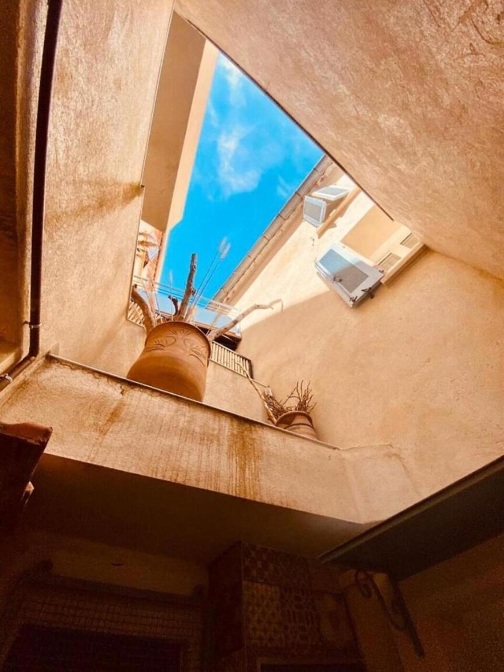 « Douce Nuit Medievale » Hyères Exterior foto